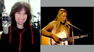 British guitarist reacts to Joni Mitchell&#39;s ENGAGING one woman show in 1969!