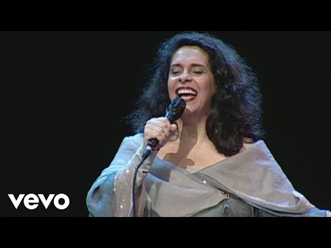 Gal Costa - Chovendo Na Roseira