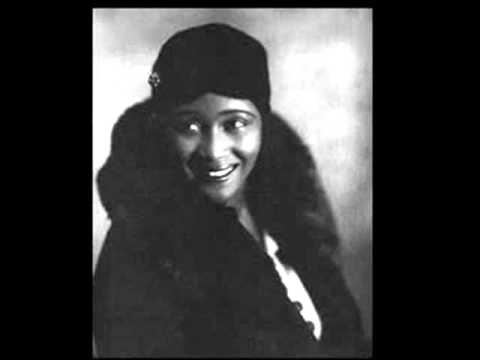 Victoria Spivey - Black Snake Blues