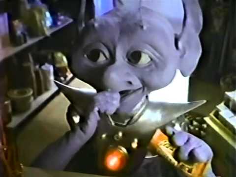 80's Ads: Reese's Pieces Alien 1983