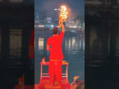 Rishikesh, Ghat aarti 📍 #rishikesh #nature #ganga #gangaaarti #gangaghat #gangaji #uttarakhand