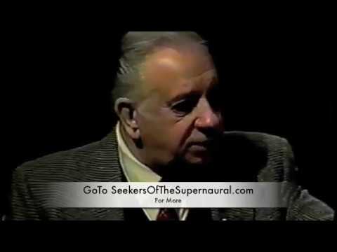 download lagu mp3 mp4 Ed And Lorraine Warren Amityville House, download lagu Ed And Lorraine Warren Amityville House gratis, unduh video klip Ed And Lorraine Warren Amityville House