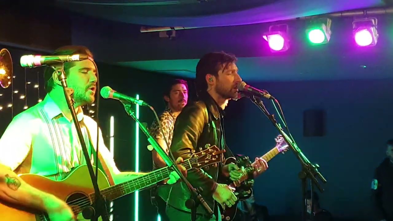 Red Rum Club - 'How to Steal the World'