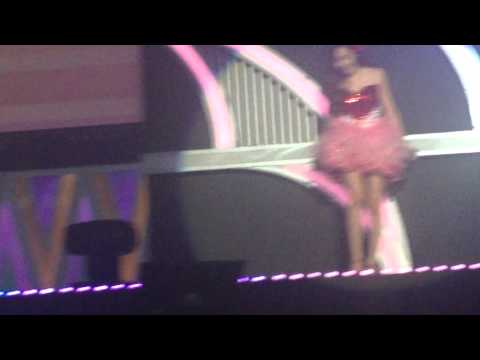 130111 Kissing you + Way to go @ Girls Generation World Tour 2013