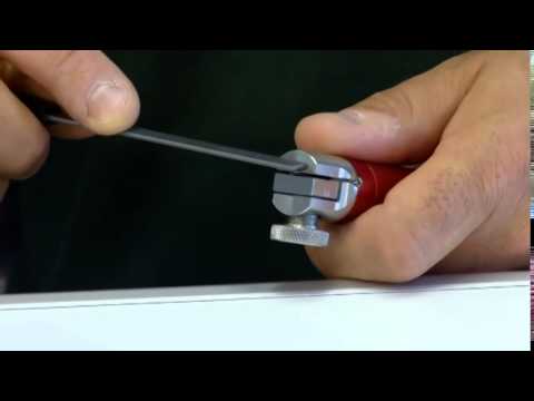 Carp Fishing   HOOK SHARPENING with Jason Hayward from Carp tv com 480p