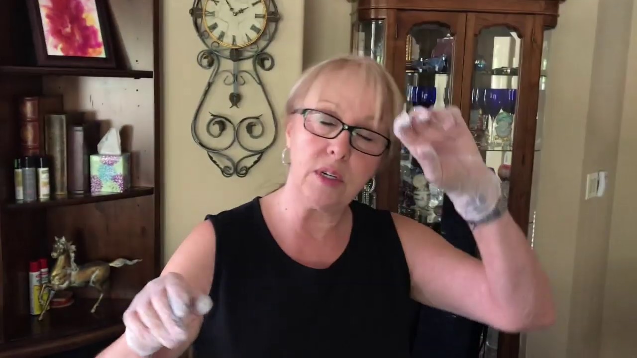 #155 Golden Fluid Acrylic Bloom Pour