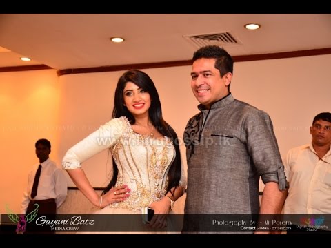 download lagu mp3 mp4 Aksha Gallery, download lagu Aksha Gallery gratis, unduh video klip Aksha Gallery