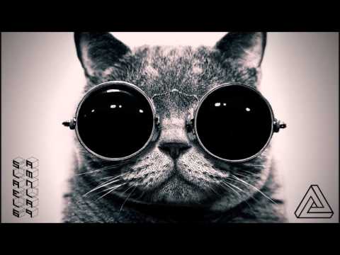 Sky Ferreira - Everything Is Embarrassing (Krystal Klear Remix)