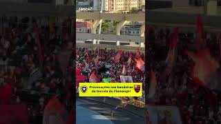 TORCIDAS DO BOTAFOGO E FLAMENGO SE PROVOCAM ANTES DA BOLA ROLAR #flamengo #botafogo #futebol #brasil