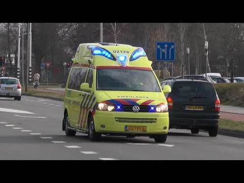 A1, Silverline Ambulance 02-128 Heerenveen naar het Medisch Centrum Leeuwarden
