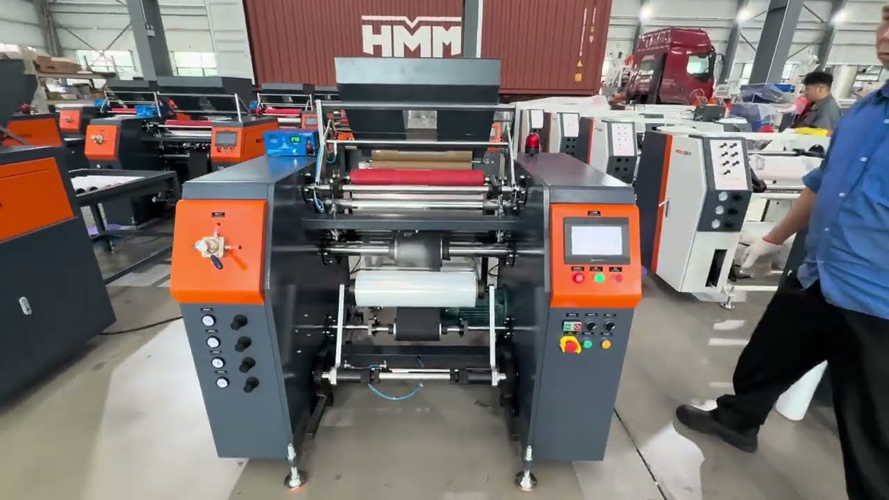Fully automatic stretch film rewinding machine 