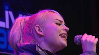 Kim Petras - Can&#39;t Do Better (Live 95.5)