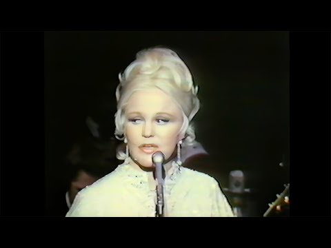 Peggy Lee - Is That All There Is? - Live 1969 [Enhanced video]