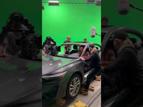 How Car Chase Scenes Are Filmed | Green Screen Action BTS #ActionBTS #GreenScreenMagic #MovieBehind