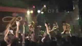 Flyleaf - Red Sam - Off The Wagon