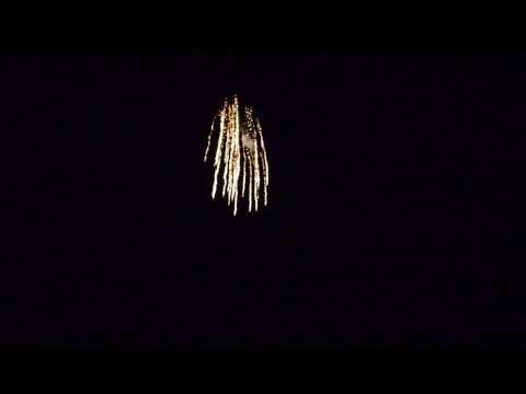 3'' Brocade horse tail - TROPIC Fireworks, Fajerwerki, Feuerwerk, Vuurwerk, Feu d'artifice