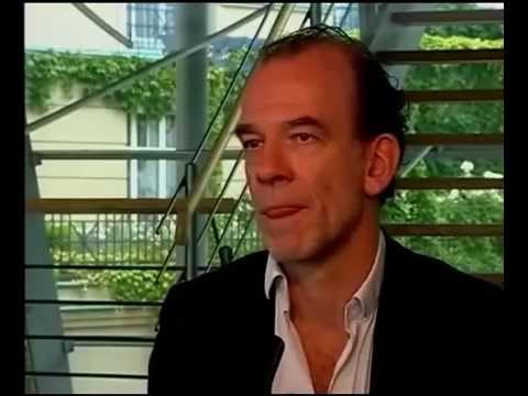 Martin Wuttke inszeniert JÜNGER's DROGENTEXTE im Berliner Theater Ensemble