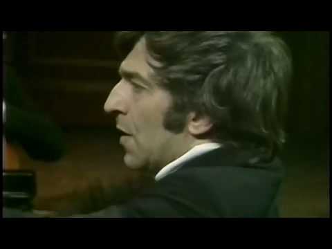 Vladimir Ashkenazy: Mozart Piano Concerto 17, K453.