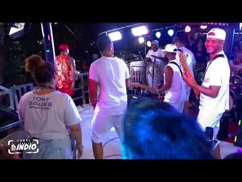 TONY SALLES | Pot Pourri Insano PAGODÃO DAS ANTIGAS | nas MUQUIRANAS 2025 CARNAVAL | ABRIL 2025