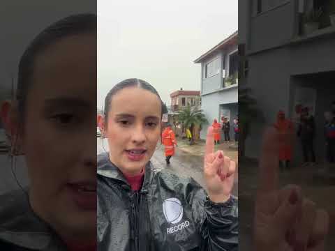 Casa é destruída por deslizamento em Campo Bom#shorts