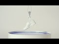 Marset-Dipping-Light-Lampe-de-table-LED-bleu-laiton---12,5-cm YouTube Video