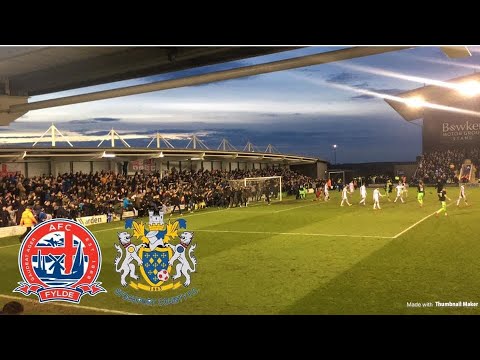 LIMBS, CARNAGE AND PITCH INVASIONS BEST OF STOCKPORT FANS VS FYLDE