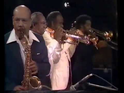 Count Basie Alumni Band  - Jumpin' At The Woodside