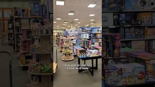 me as soon as i step foot in a barnes and noble #calicocritters #sylvanianfamilies #shopping