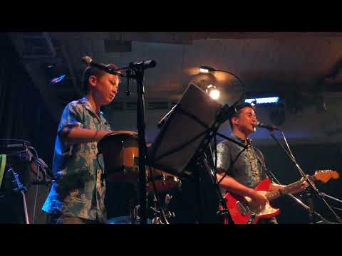 Space Kelly & the Good Fellows live at Club Three | 2. Leuchtturm (feat. Ton-chan)