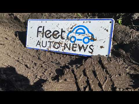 Can you use the Bridgestone Dueler D684 highway terrain tyre in the mud?