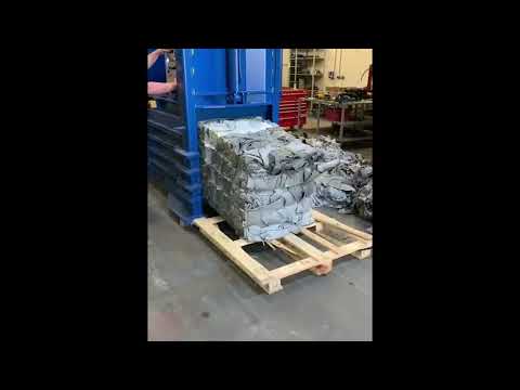 How to eject a bale demonstrated on a horizontal waste balers  - CB40