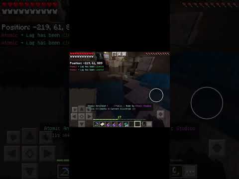 Griefing a base on a mcpe anarchy server! K3AhbAkpvA is the realm code!