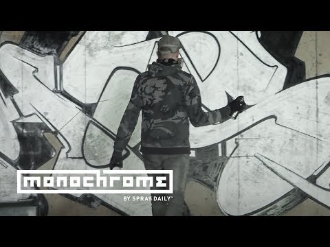 MONOCHROME 085 - CHAS