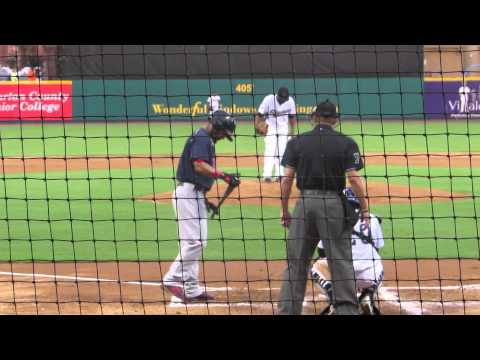 9/1/2015: Kelvin Villa vs. Robert Andino, AB #2 (BB)