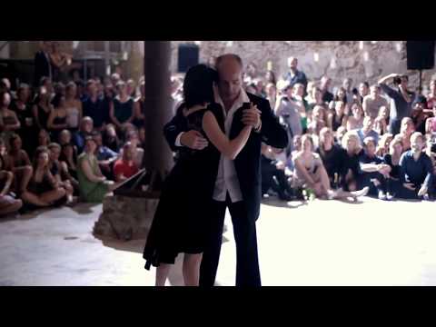 La muchachada del centro (F.Canaro, 1932). Horacio Godoy & Cecilia Berra. Embrace Berlin, 2015