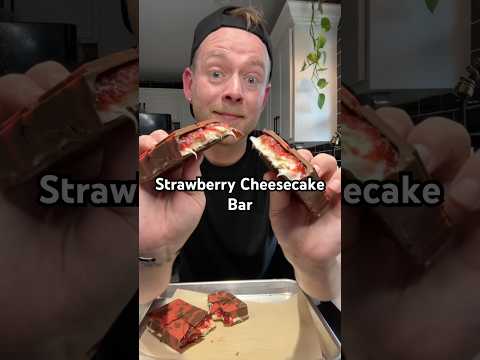 Dubai Strawberry Cheesecake Chocolate Bar