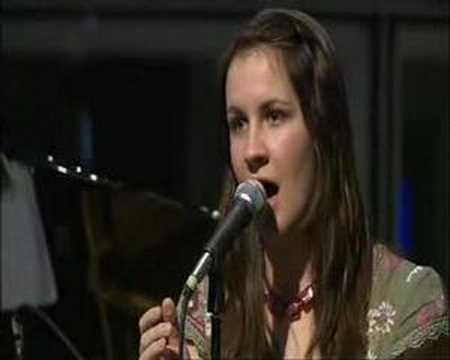 download lagu mp3 mp4 Miss Daisy Blue, download lagu Miss Daisy Blue gratis, unduh video klip Miss Daisy Blue