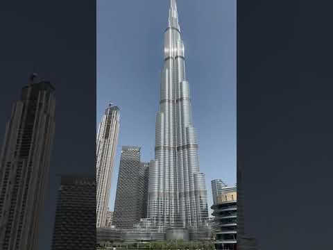 Burj Khalifa Dubai - The World's Tallest Building #DubaiMyWay #AliciaInJeep