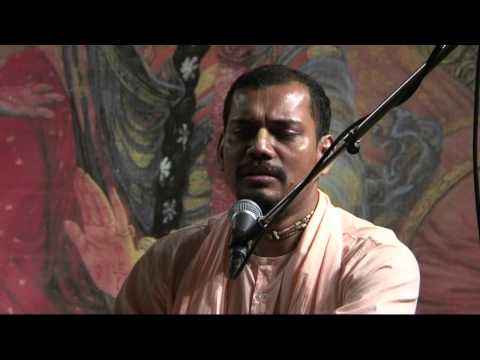 Srī Guru Charana Kamala Bhaja Man video thumbnail