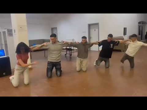 ANSAMBLI ALBANA vallja e gajdes