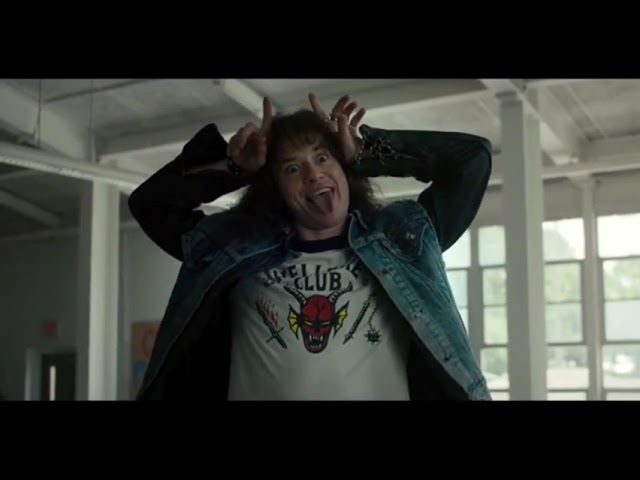 Vídeo relacionado con CINERÉPLICAS Paraguas Hellfire Club - STRANGER THINGS - 83 cm