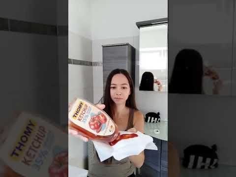 Seine Reaktion ist unfassbar..😠💢 #periode #menstruation #erdbeerwoche #prank #böse #gemein #freund