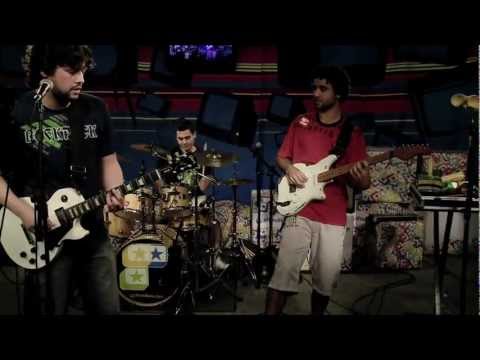 Maneva em "Pisando descalço" no #ShowlivreDay - edição Novembro