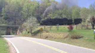 preview picture of video 'Southern 630 at the Old Fort Loops 4/20/13'