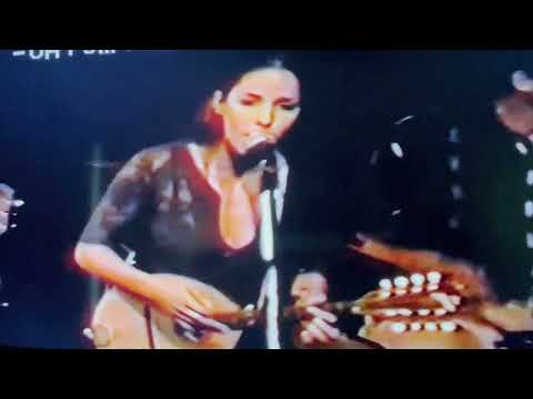 Aynee Osborn Nashville Fall Into Place