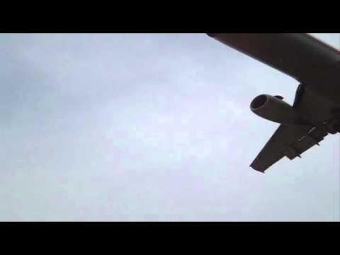 Malaysia Airlines Boeing 737-4H6 | Landing on RWY 32L Kuala Lumpur International Airport (KUL)