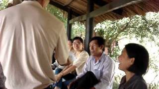 preview picture of video 'Phát thưởng môn trượt cỏ THPT Bình Chánh'