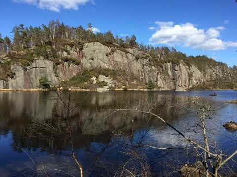 -gelöst-  80er Jahre Musikstück aus "Grenzwellen" Radio FFN