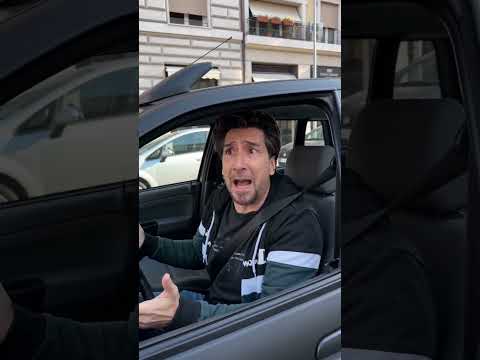 Iris è SPARITA! 😱🚗💨 #shorts
