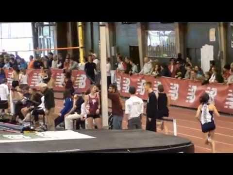 Dartmouth relays 2013 - 800m girls Highschool - Fast heat